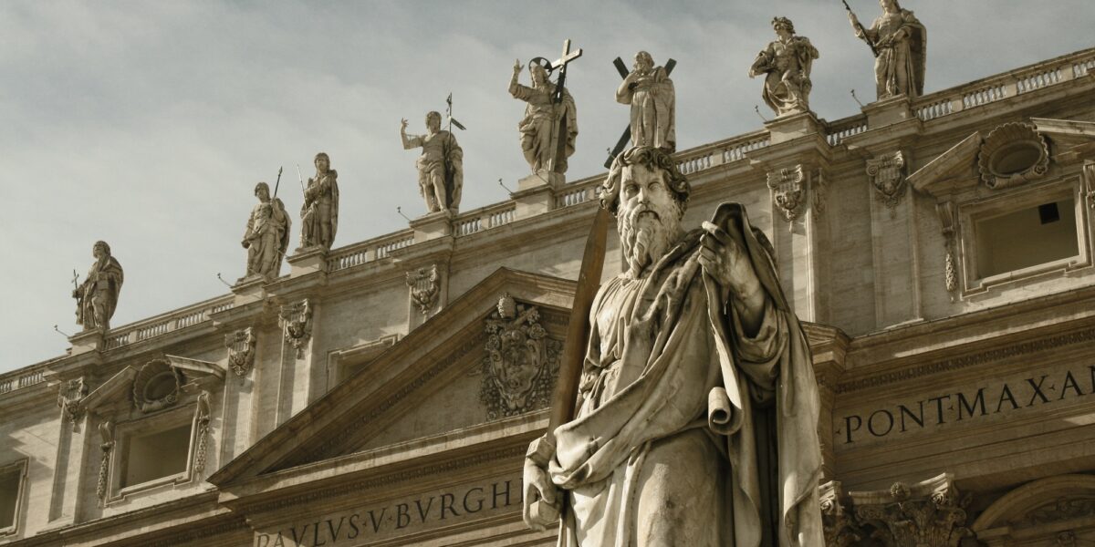 La riforma della Curia romana: i «collaboratori» apostolici