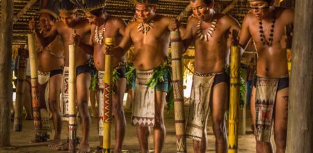 Brazilian indigenous from the Dessana tribe show their ritual (iStock/Rodolpho Reis)