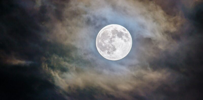Che cosa ci dice oggi la Luna?