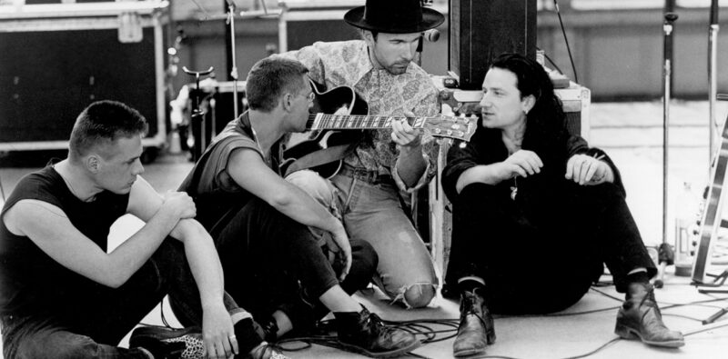 U2