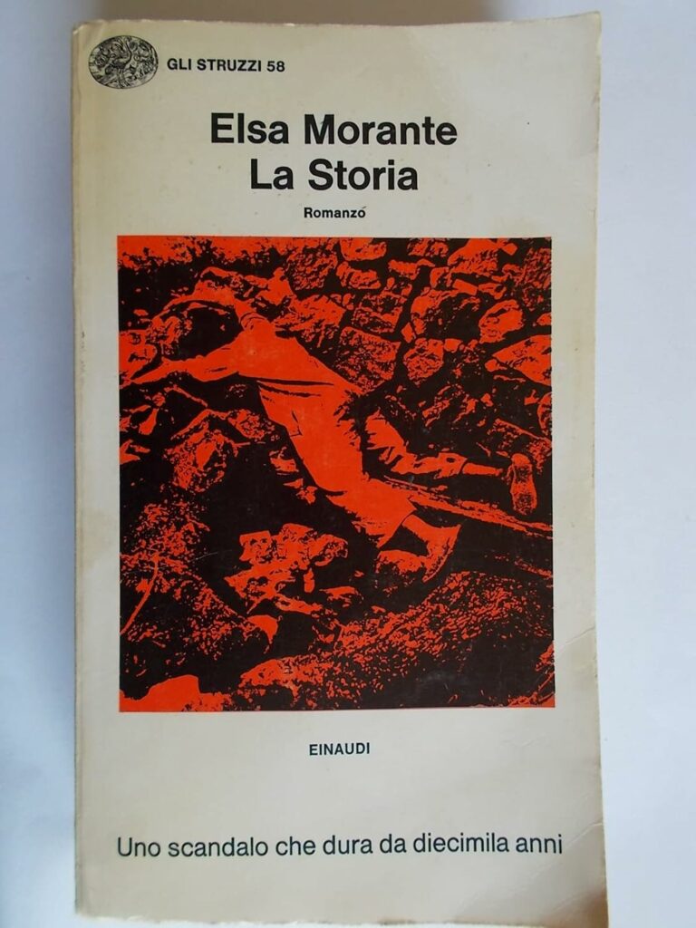 Copertina prima edizione "La Storia" di Elsa Morante