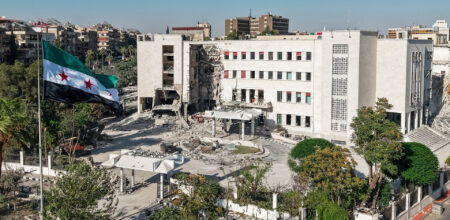 Ministero della Difesa siriano dopo il bombardamento israeliano del luglio 2025.