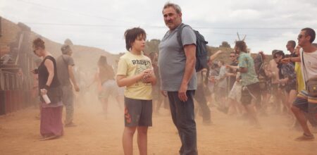 Una scena del film Sirât di Óliver Laxe.