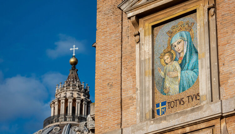 Mater Ecclesiae, Palazzo Apostolico, Vaticano.